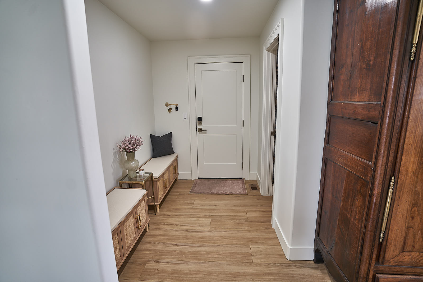 Camit home remodel: Completed interior (Photo 15/25)