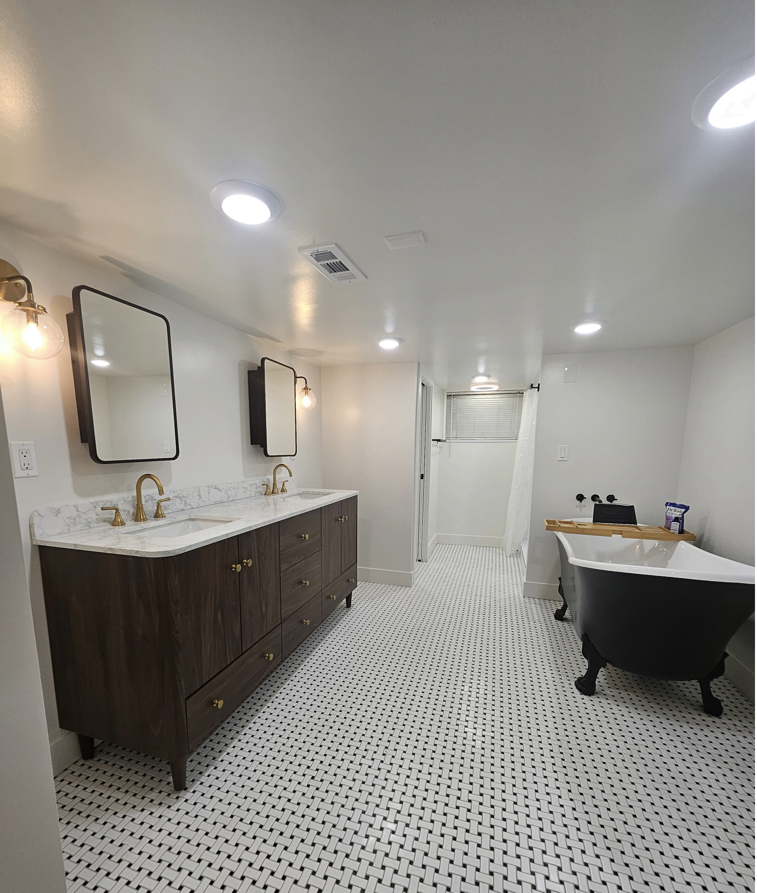 Basement project: Completed master bathroom (Photo 10/12)
