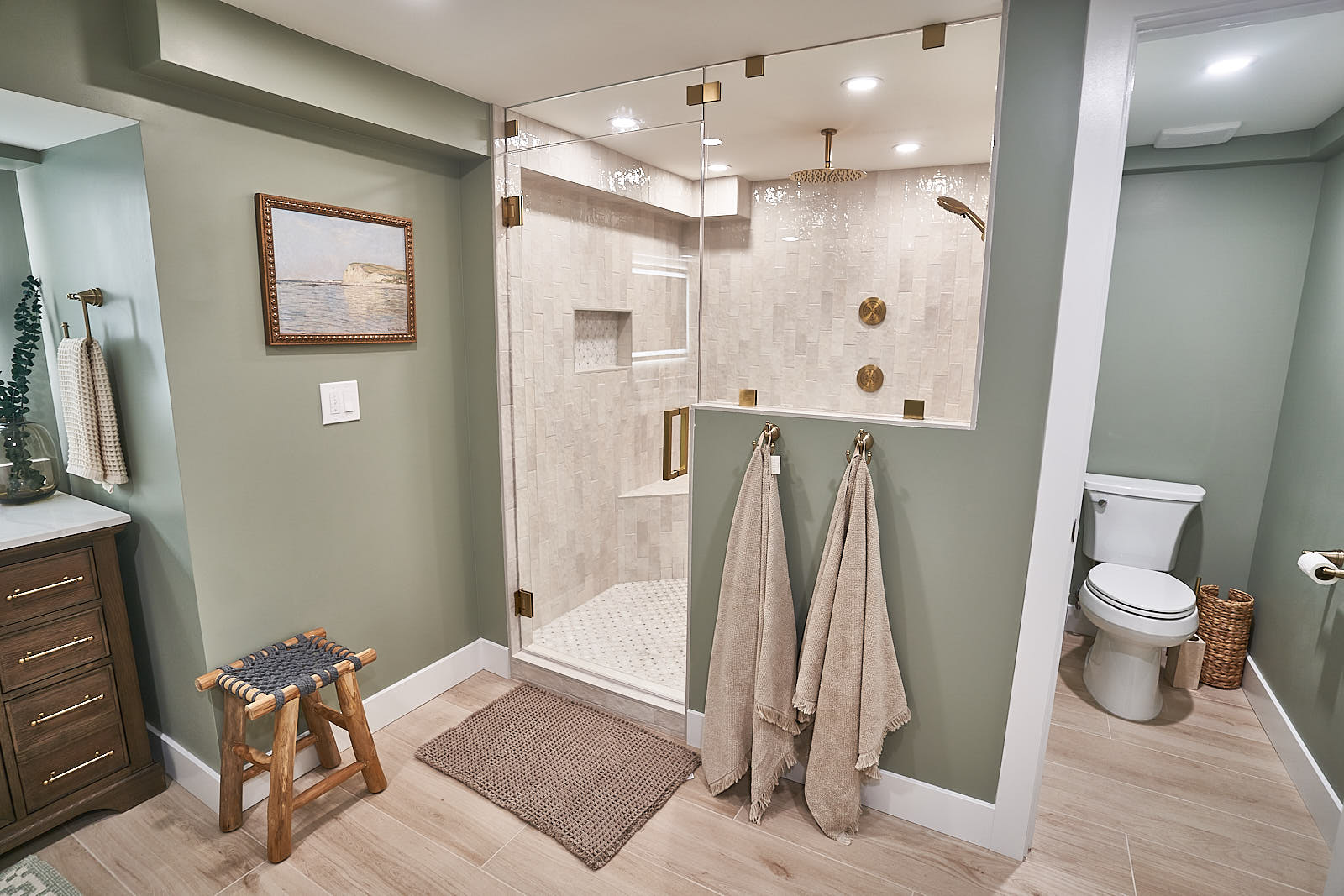 Rouse master bath remodel: Completed bathroom (Photo 6/10)